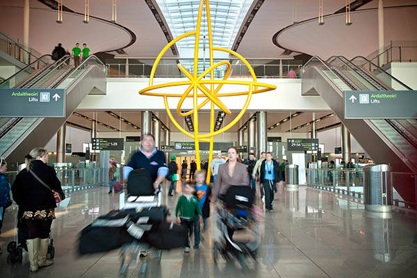 Arriving_Passengers