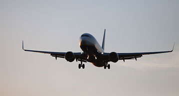 ryanair-plane-taking-off ryanair-plane-taking-off