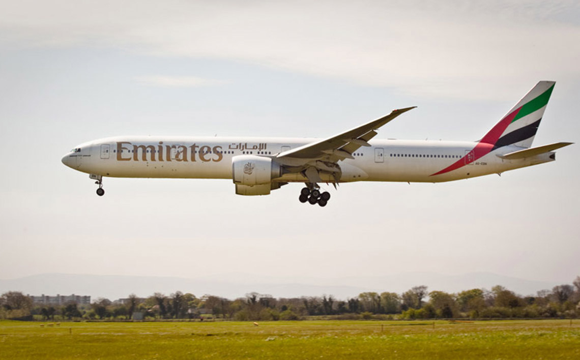 emirates-landing emirates-landing